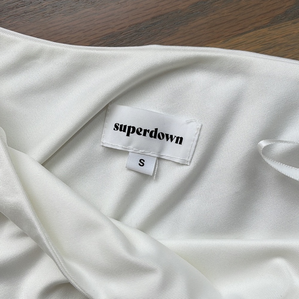 Superdown Willow One Shoulder Top - image 8